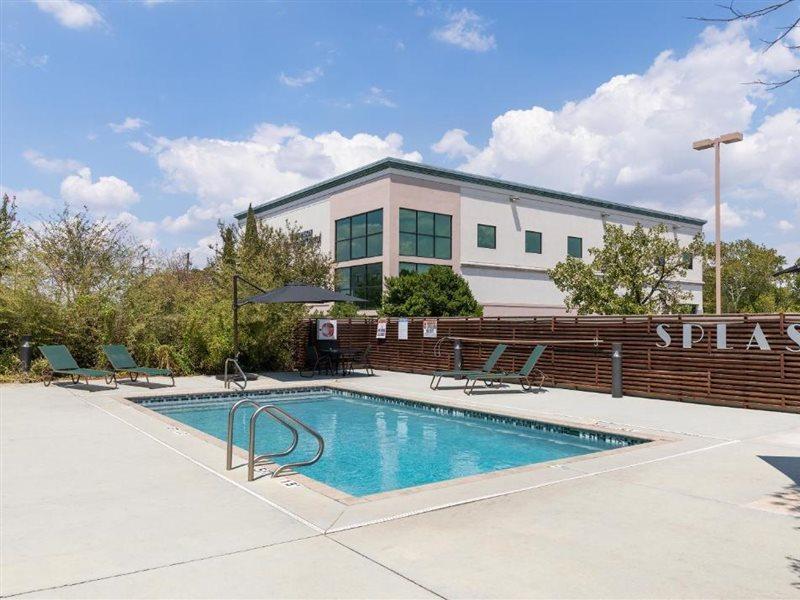 Wingate By Wyndham And Williamson Conference Center Hotel Round Rock Exterior photo